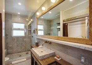 Ocean View PH Bungalow | Salle de bain