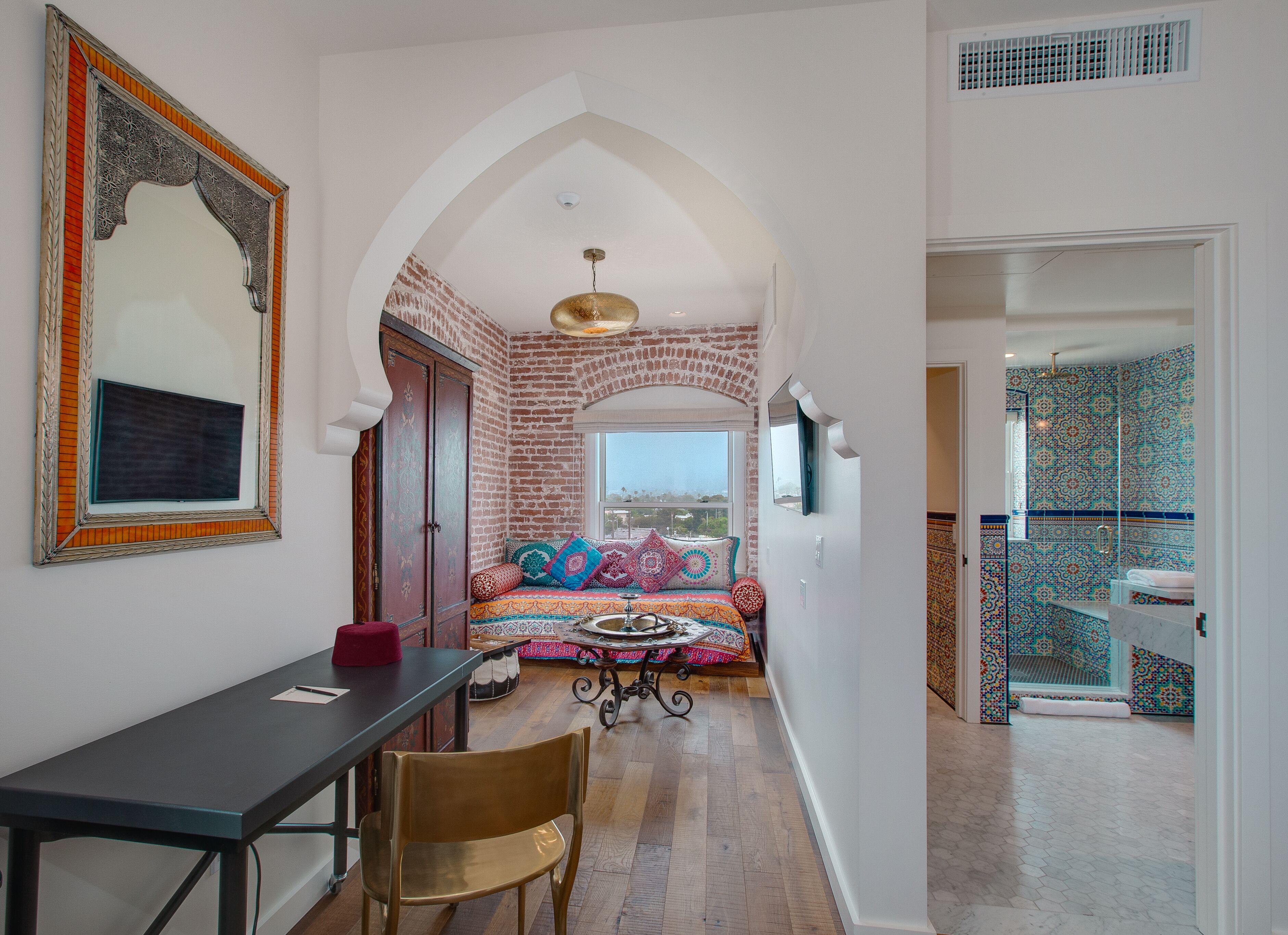 ocean view ph bungalow | premium bedding, iron/ironing board, free cots/infant beds, free wifi