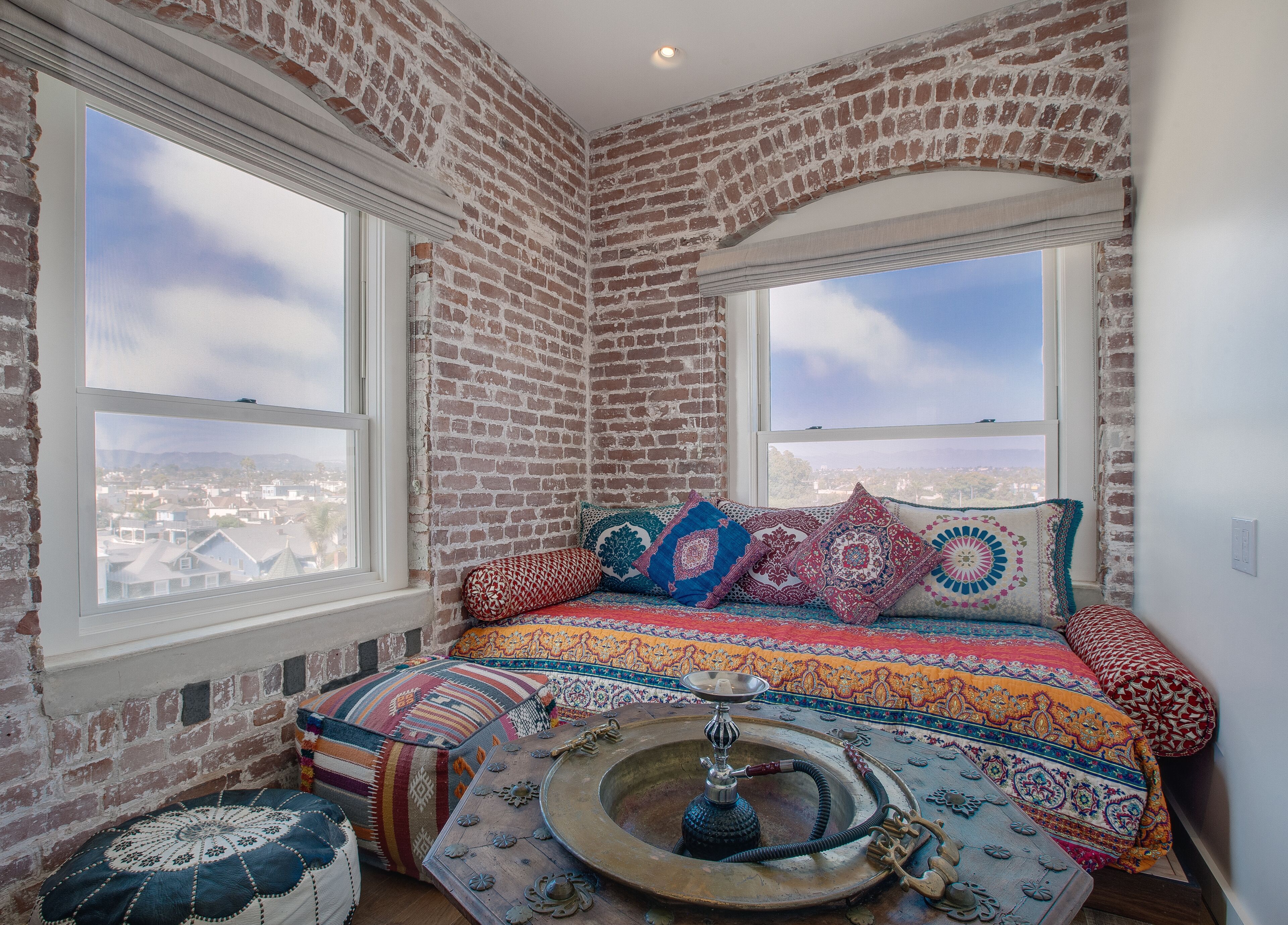 ocean view ph bungalow | living area | flat-screen tv