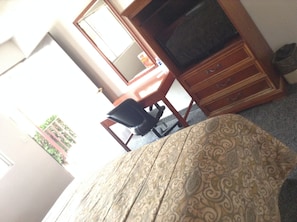 In-room safe, desk, free WiFi, bed sheets