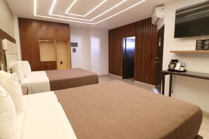 雙人房 | 書桌、熨斗/熨衣板、免費無線上網