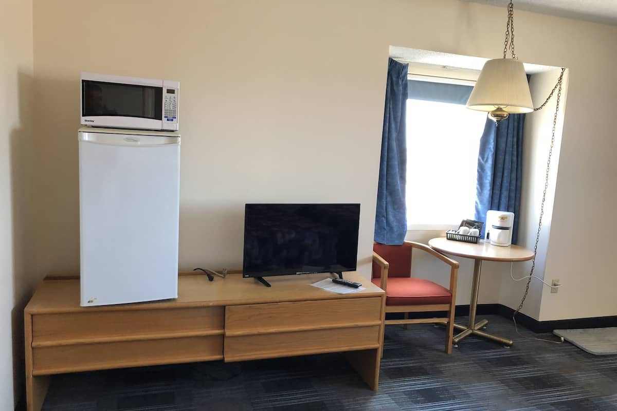 Deluxe Room, Valley View | Room amenity