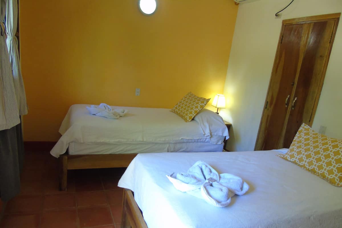 Design Room, 2 Single Beds, Private Bathroom, Garden View | Egyptian cotton sheets, premium bedding, down duvets, pillow-top beds