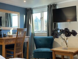 双床房 | 高档床上用品、记忆海绵床垫、特色装修、特色家居