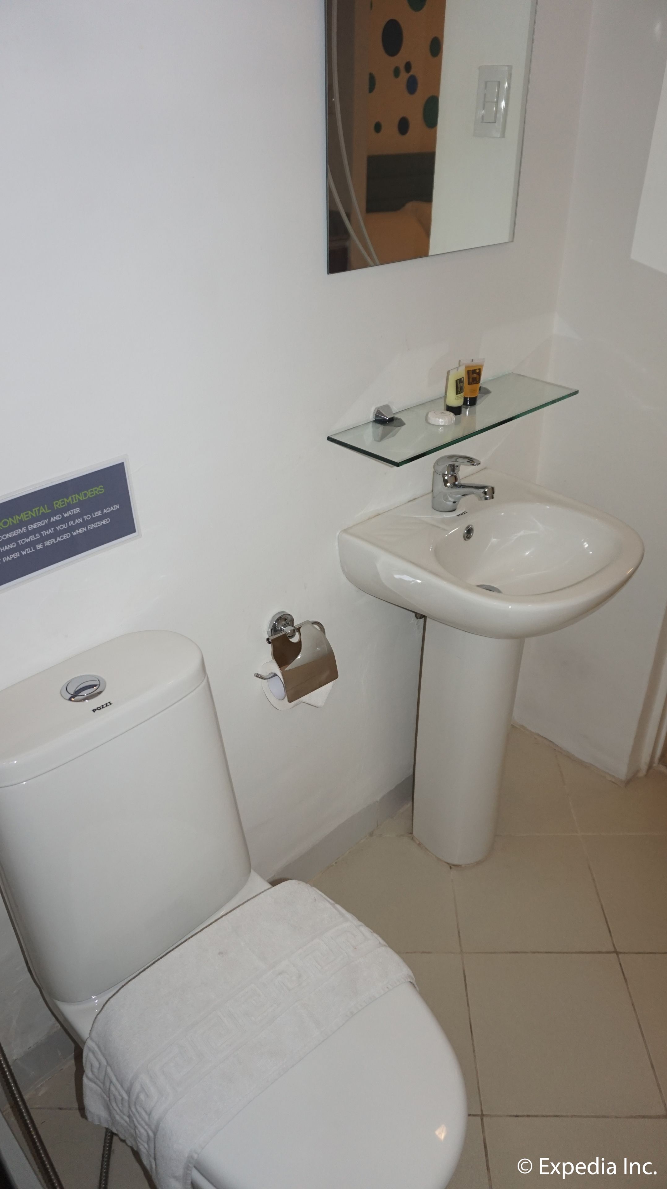 shower, free toiletries, towels