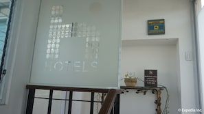 Interior - H Hotels - Metro North Uno (Quezon City)