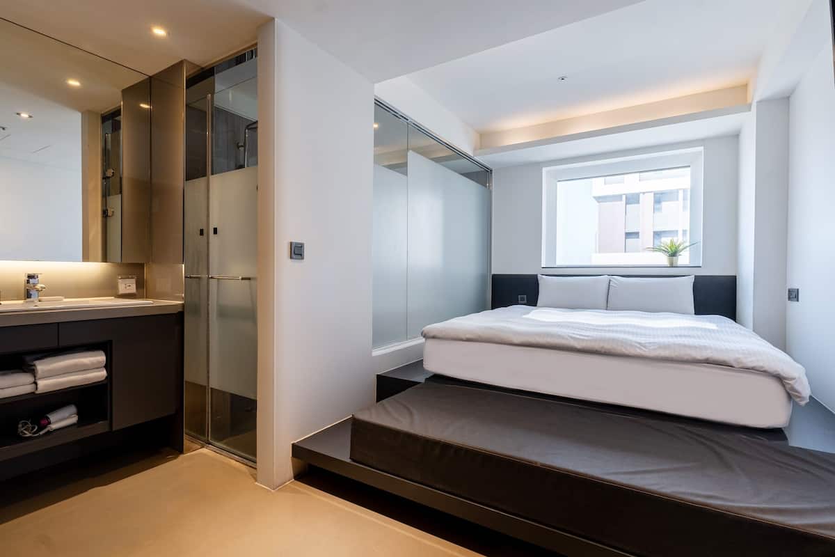 Classic Double Room | In-room safe, free WiFi, bed sheets