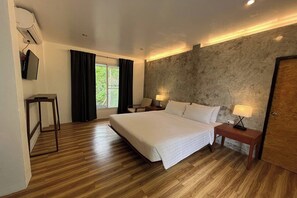 Forest Villa-Pet Friendly | Desk, free WiFi, bed sheets - TANYA Baan Bon Doi (Chiang Rai)