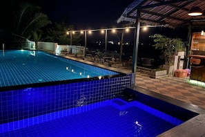 Piscina externa