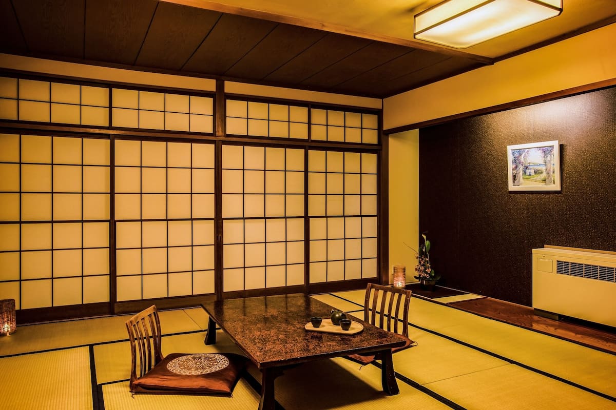 Camera Superior, non fumatori (15 Tatami-mats, with Bath, No View) | 1 camera, una cassaforte in camera, una scrivania, ferro/asse da stiro