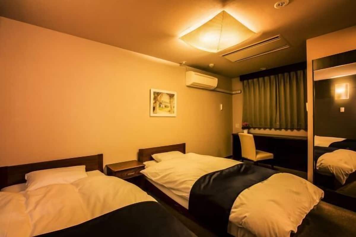 In-room safe, desk, iron/ironing board (on request), free WiFi
