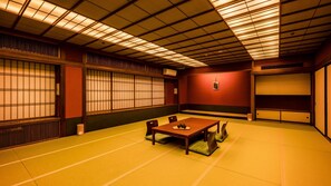 Standardzimmer, Nichtraucher (Japanese style 27 tatami without bath) | Zimmersafe, Schreibtisch, Bügeleisen/Bügelbrett, kostenloses WLAN