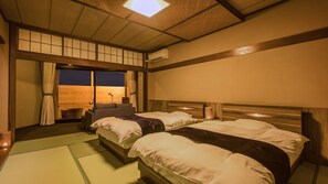 ห้องซูพีเรีย, ปลอดบุหรี่ (12 Tatami with Open-air Bath, No View) | ตู้นิรภัยในห้องพัก, โต๊ะทำงาน, พื้นที่ทำงานแบบใช้แล็ปท็อป, Wi-Fi ฟรี