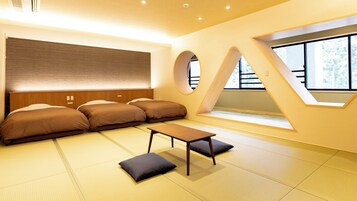 Caja de seguridad en la habitación, escritorio y wifi gratis 