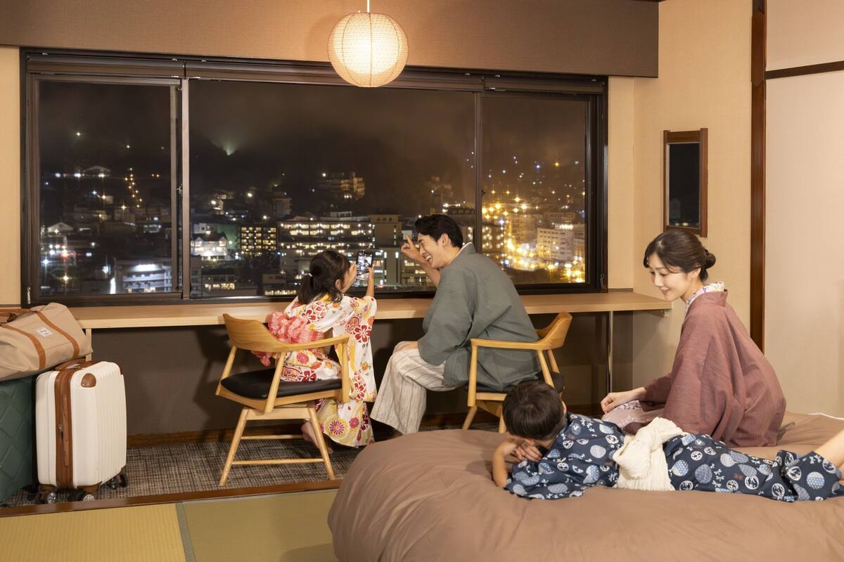 [禁煙]スタンダード和ベッドツイン 内風呂あり | セーフティボックス (室内)、デスク、WiFi (無料)、ベッドシーツ