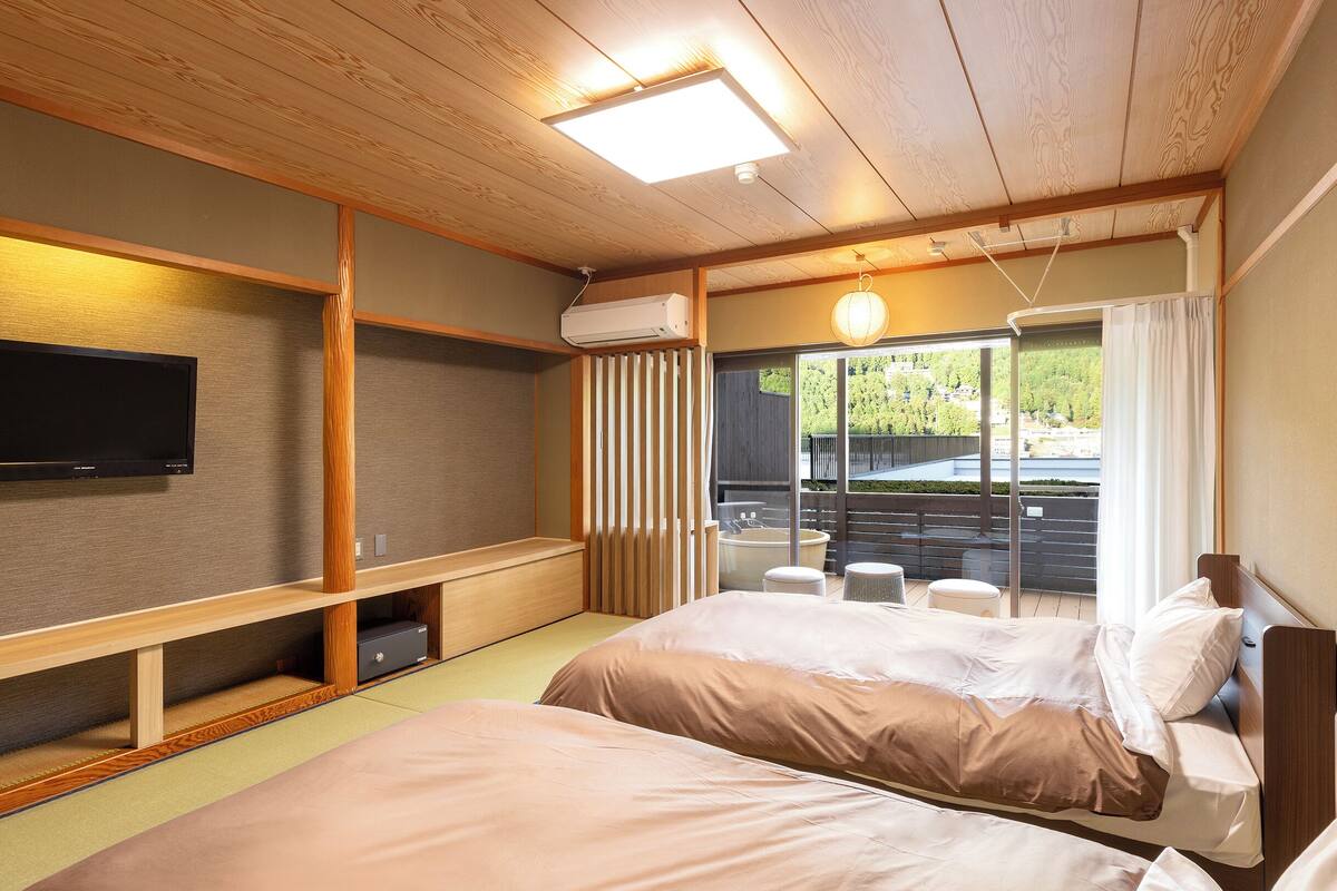 standard japanese style 2-pax with open-air bath,non-smoking | in-room safe, desk, free wifi, bed sheets