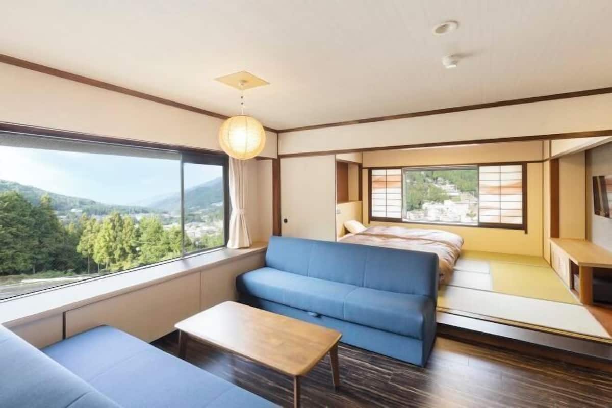 In-room safe, desk, free WiFi, bed sheets