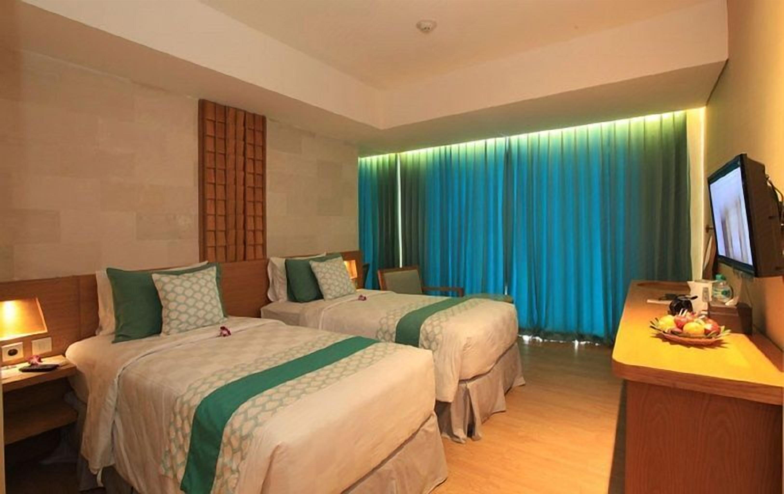 Minibar, in-room safe, desk, blackout drapes