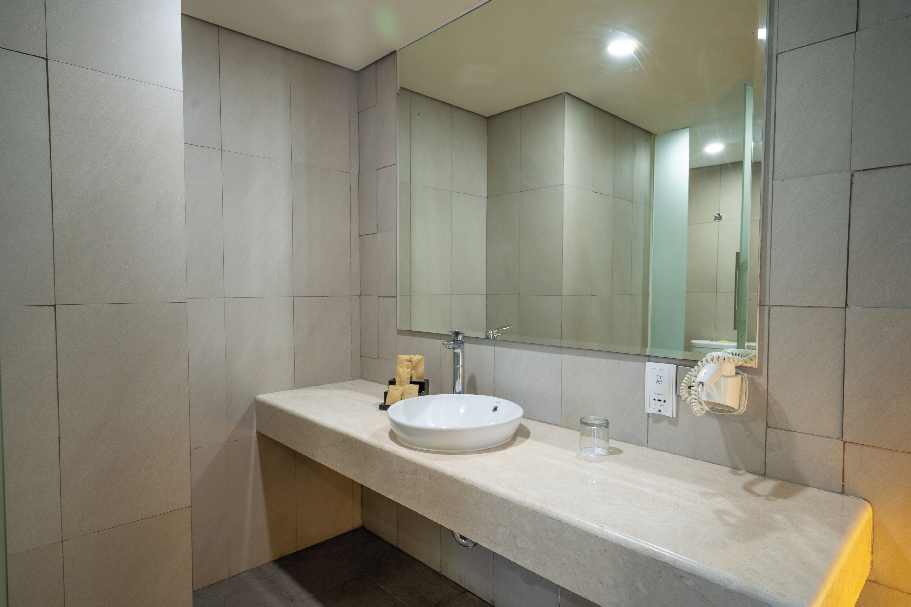 Photo - Bedrock Hotel Kuta