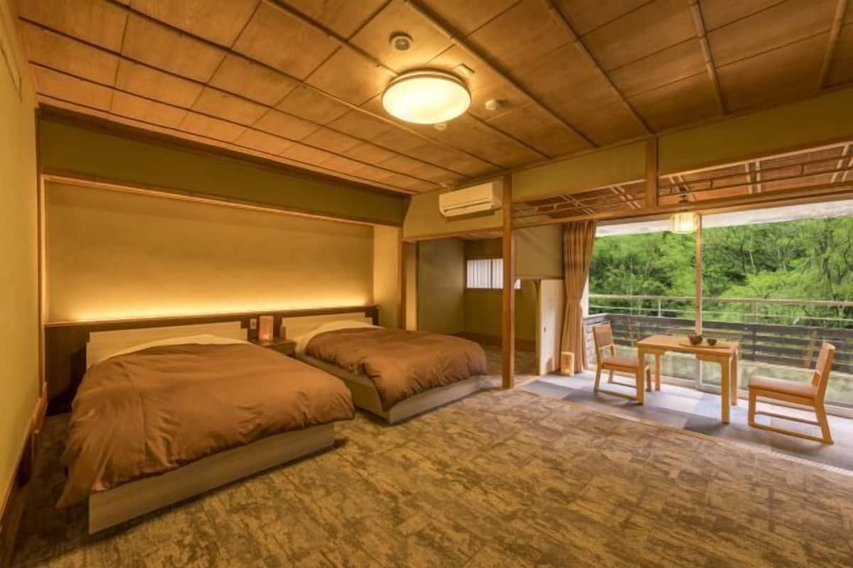 1 bedroom, in-room safe, desk, free WiFi