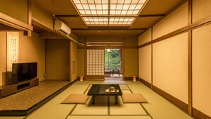 ห้องซูพีเรีย, ปลอดบุหรี่ (Japanese Style 2R, Open-air Bath, 5P)
