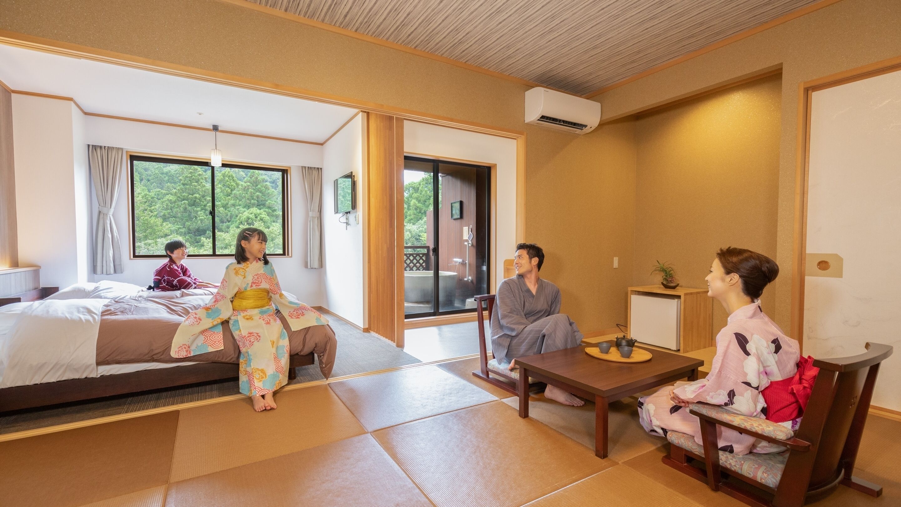 Kamar Superior, Bebas Asap Rokok (Japanese Western, with Open-air Bath) | Brankas, meja kerja, dan Wi-Fi gratis