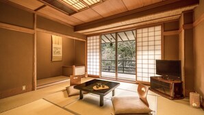 ห้องซูพีเรีย, ปลอดบุหรี่ (Japanese Style 2R, with Bath,10-pax)