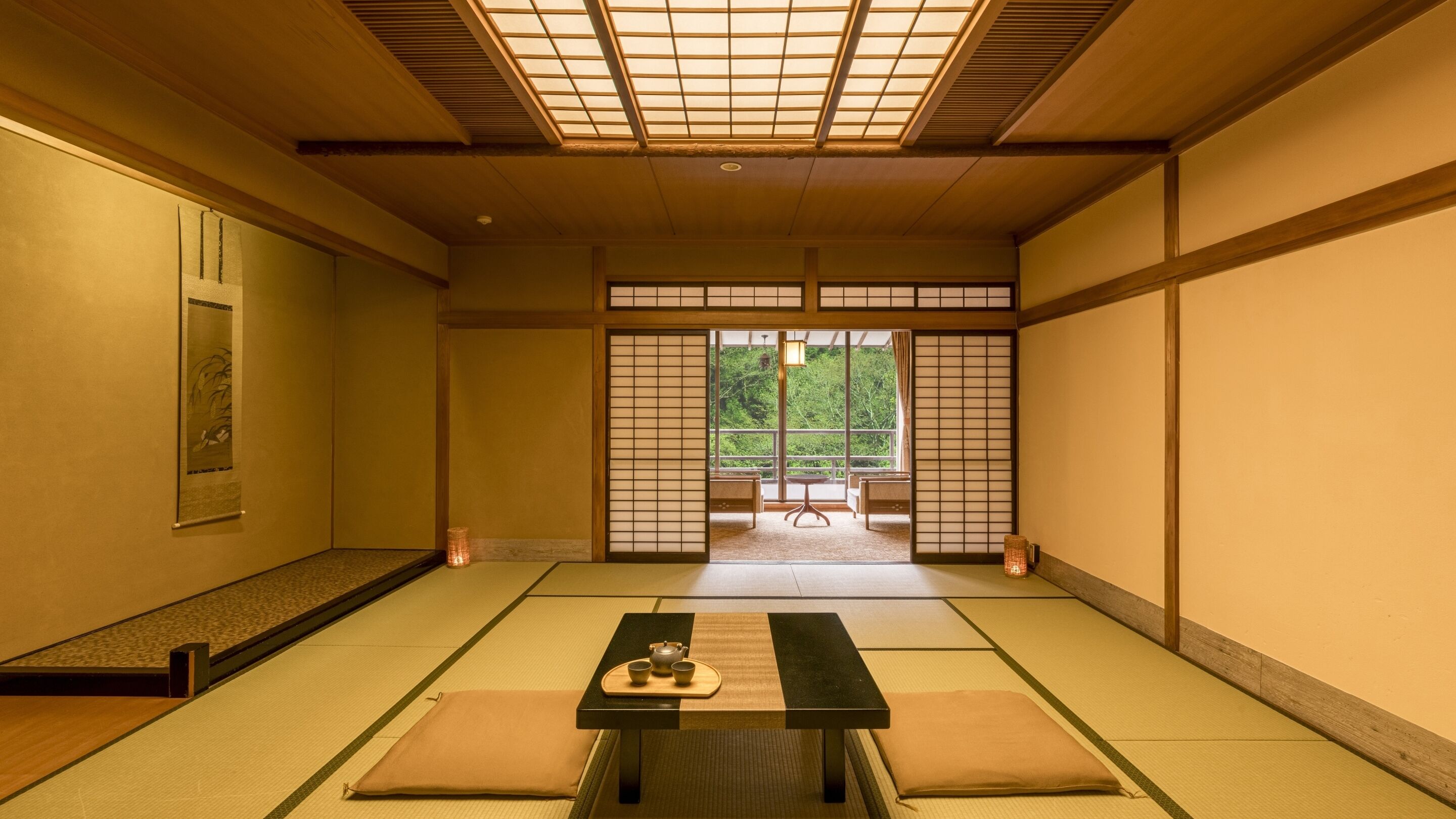 Superior-huone, tupakointi kielletty (Japanese Style 2R, Open-air Bath, 7P) | Tallelokero huoneessa, työpöytä, ilmainen Wi-Fi