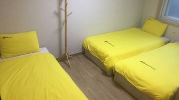 Standard Triple Room, Non Smoking, City View | 1 bedroom, premium bedding, free WiFi, bed sheets