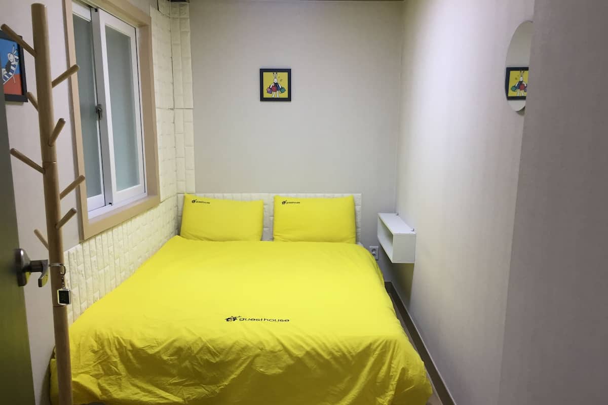 Chambre Double | 1 chambre, literie de qualité supérieure, Wi-Fi gratuit, draps fournis