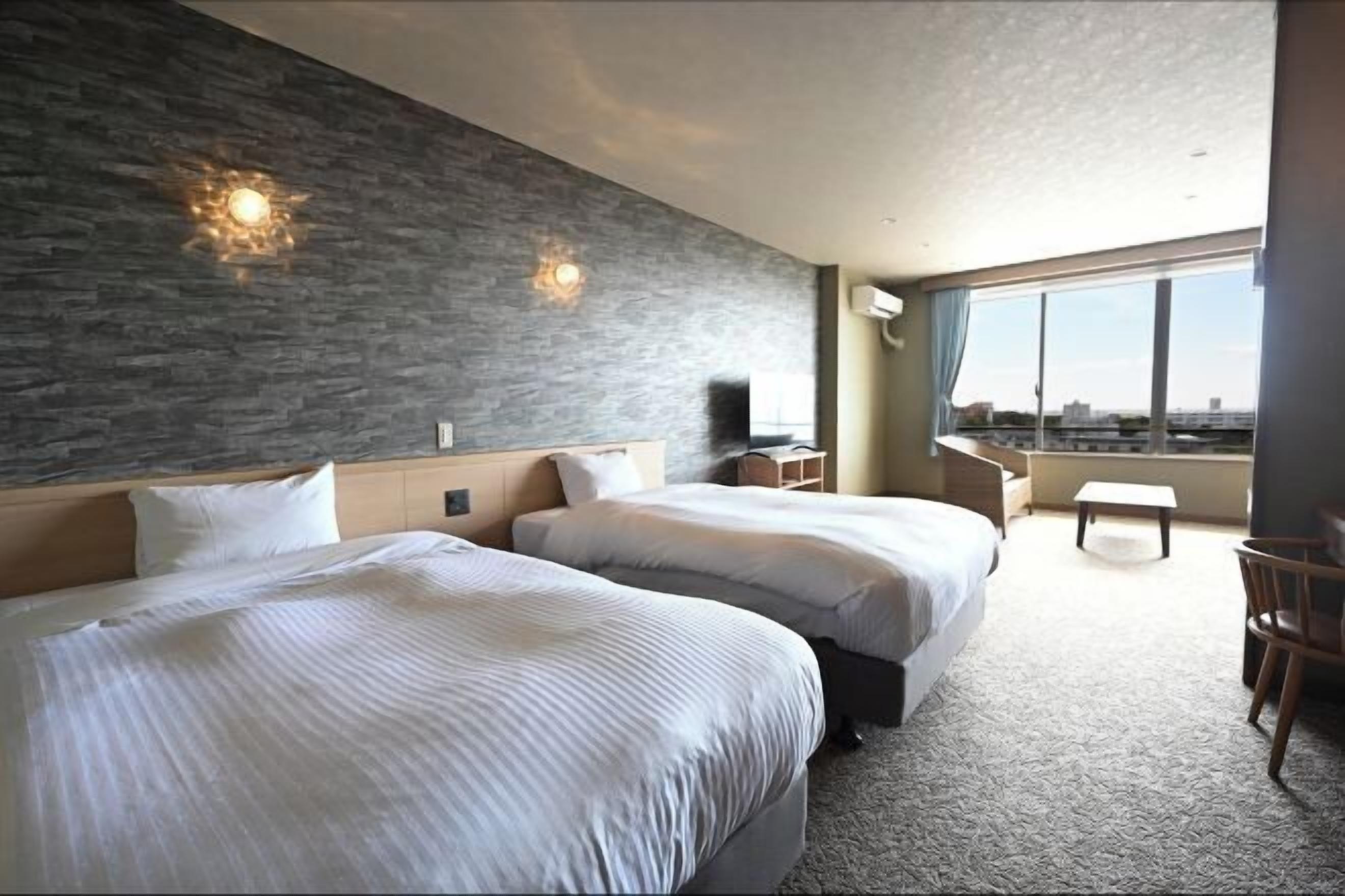 In-room safe, desk, iron/ironing board, free WiFi