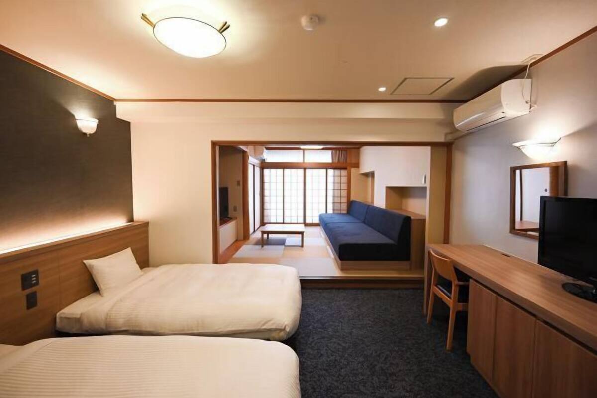 In-room safe, desk, iron/ironing board, free WiFi