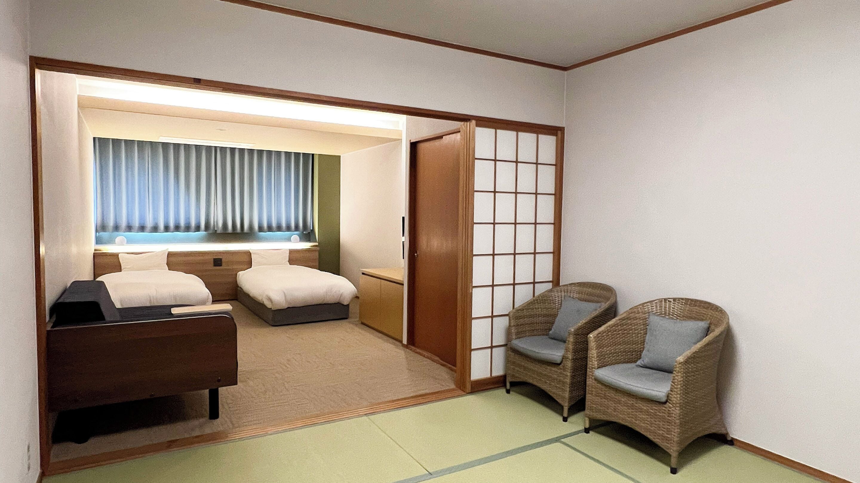 高级房, 无烟房 (Japanese Western Style, without Bath) | 客房内保险箱、办公桌、熨斗/熨板、免费 WiFi