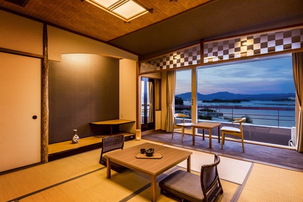 Caja de seguridad en la habitación, wifi gratis y ropa de cama