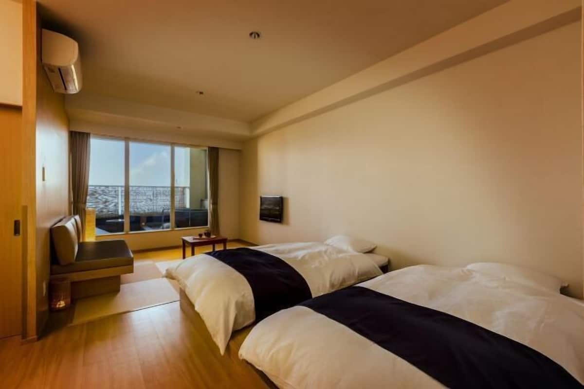 1 bedroom, in-room safe, free WiFi, bed sheets