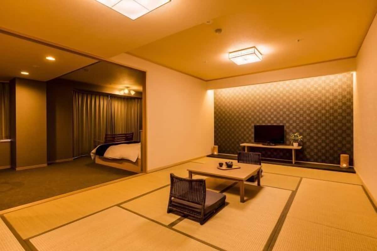1 bedroom, in-room safe, free WiFi, bed sheets