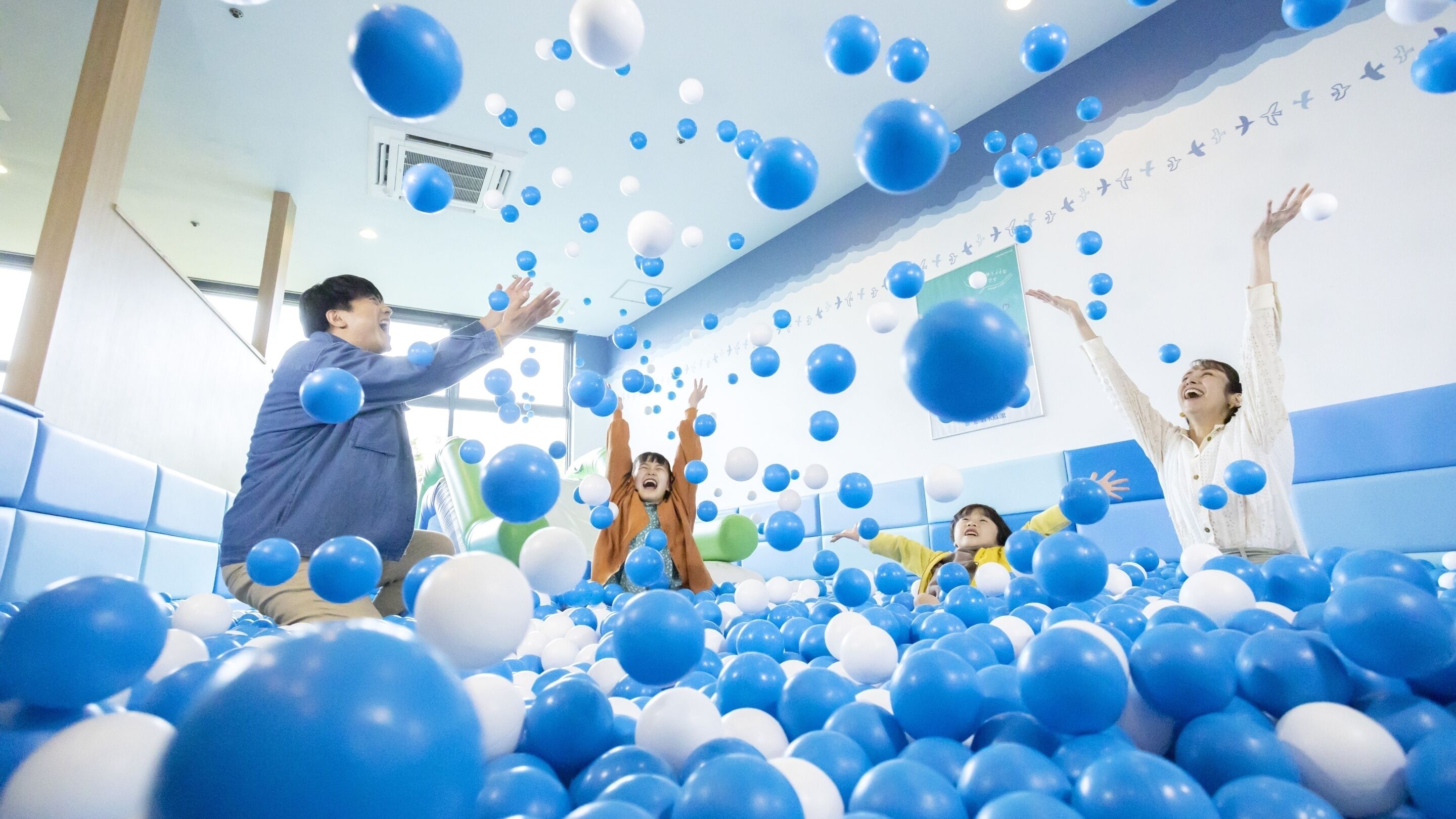 Área de juegos infantiles bajo techo