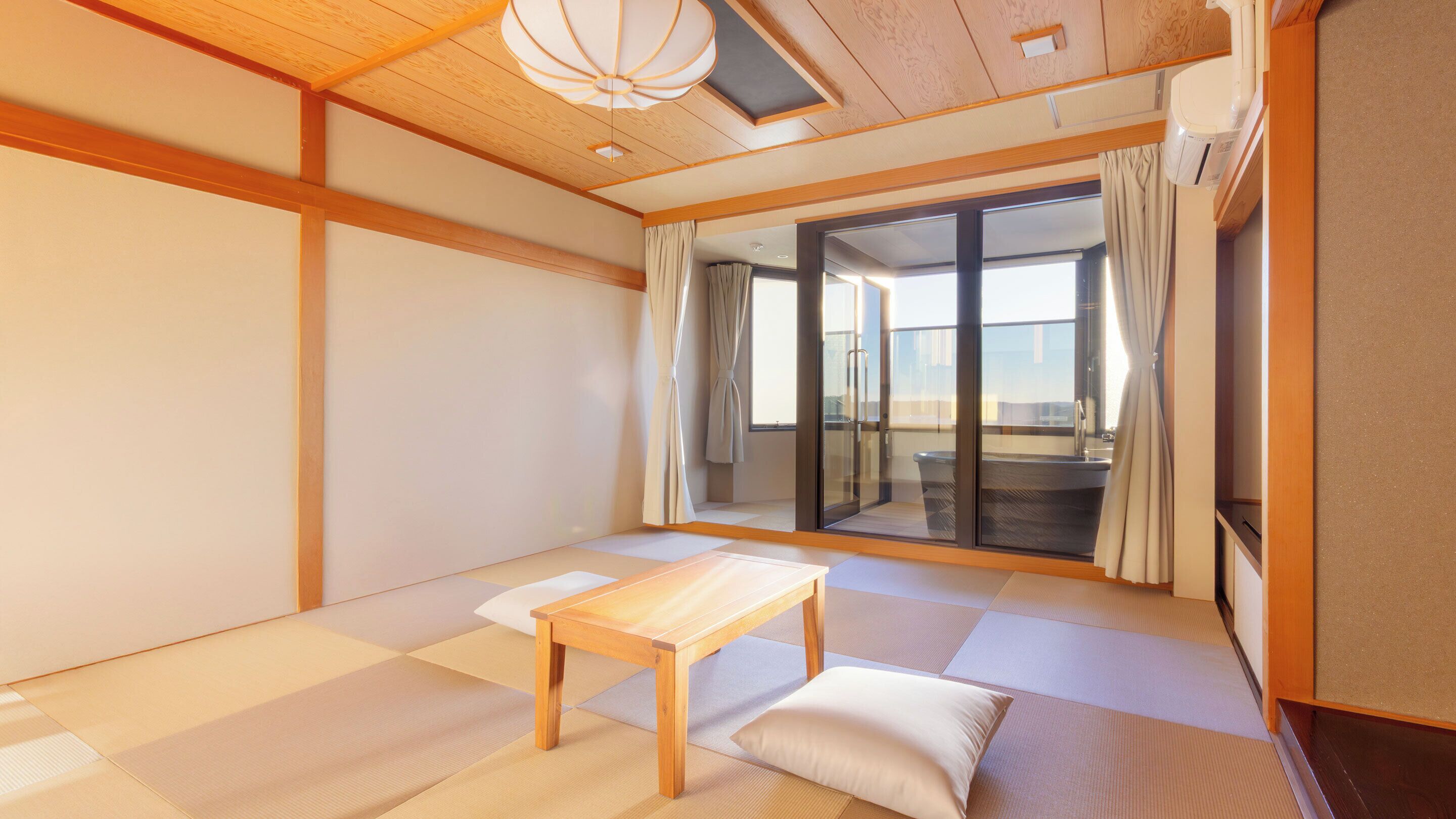 Rom – superior, ikke-røyk (Japanese Style, with Open-Air Bath) | Safe på rommet, skrivebord, wi-fi (inkludert) og sengetøy