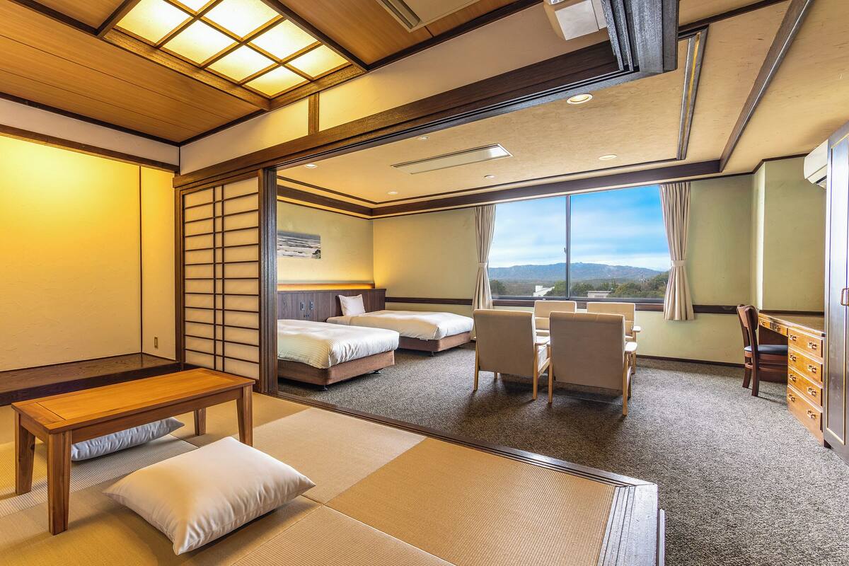 Standardzimmer, Nichtraucher, Gartenblick (Japanese Western Style with Bath) | Zimmersafe, Schreibtisch, kostenloses WLAN, Bettwäsche