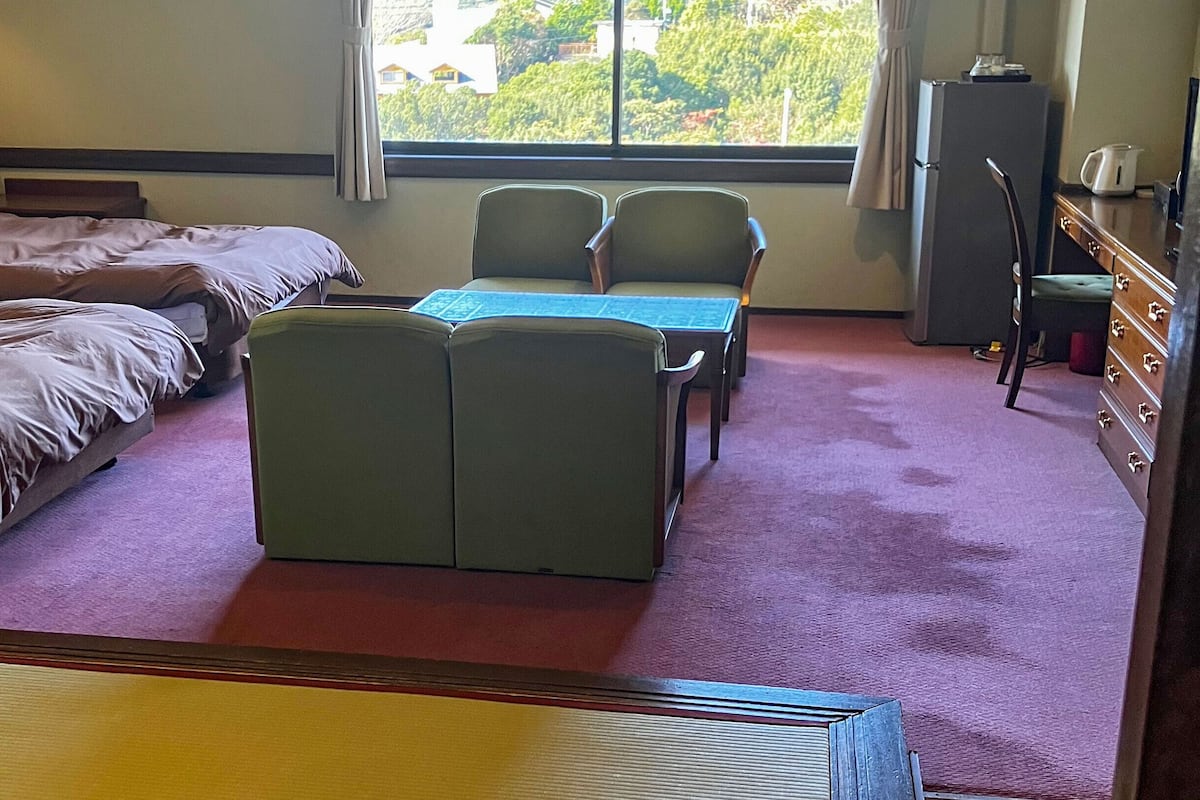Standard Japanese Western Style Room with Bath (Garden View), Non-Smoking | 1 bedroom, in-room safe, desk, free WiFi