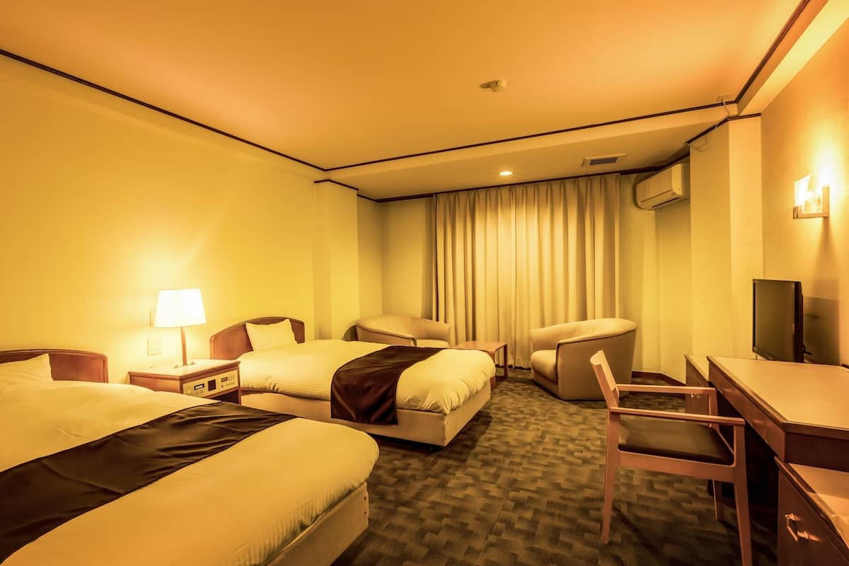 Standard Twin Room without Bath (Garden View), Non-Smoking | 1 bedroom, in-room safe, desk, free WiFi