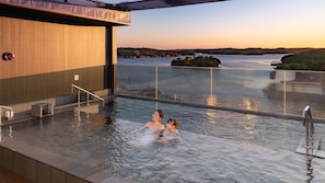 Hot springs - Ooedo Onsen Monogatari Premium Shima Saichoraku (Shima)