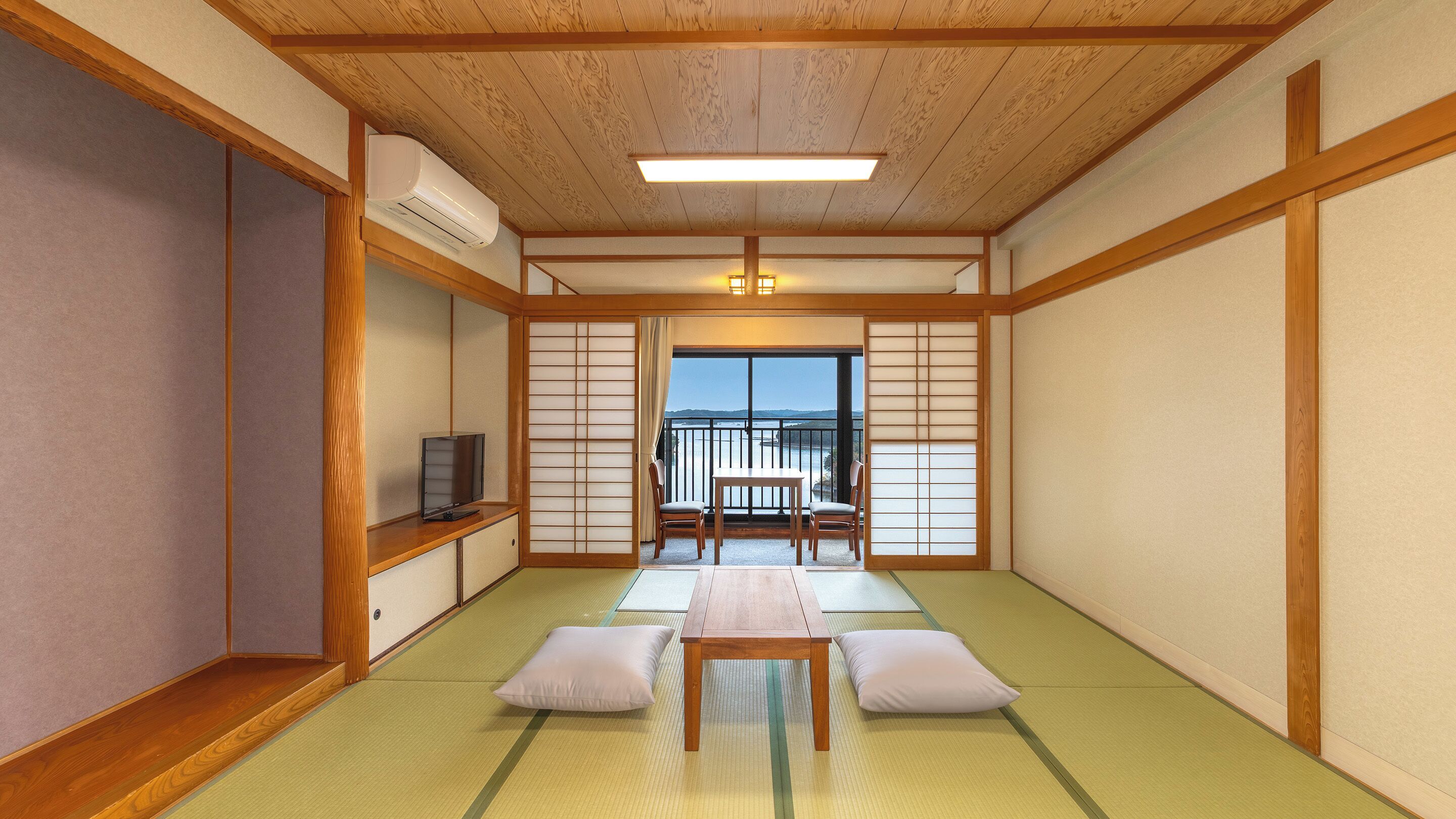 Habitación estándar, para no fumadores (JapaneseStyle,For5people,Indoor Bath) | Caja de seguridad en la habitación, escritorio y wifi gratis 