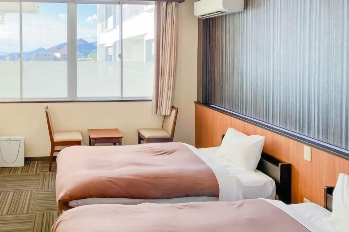 1 chambre, coffres-forts dans les chambres, bureau, Wi-Fi gratuit