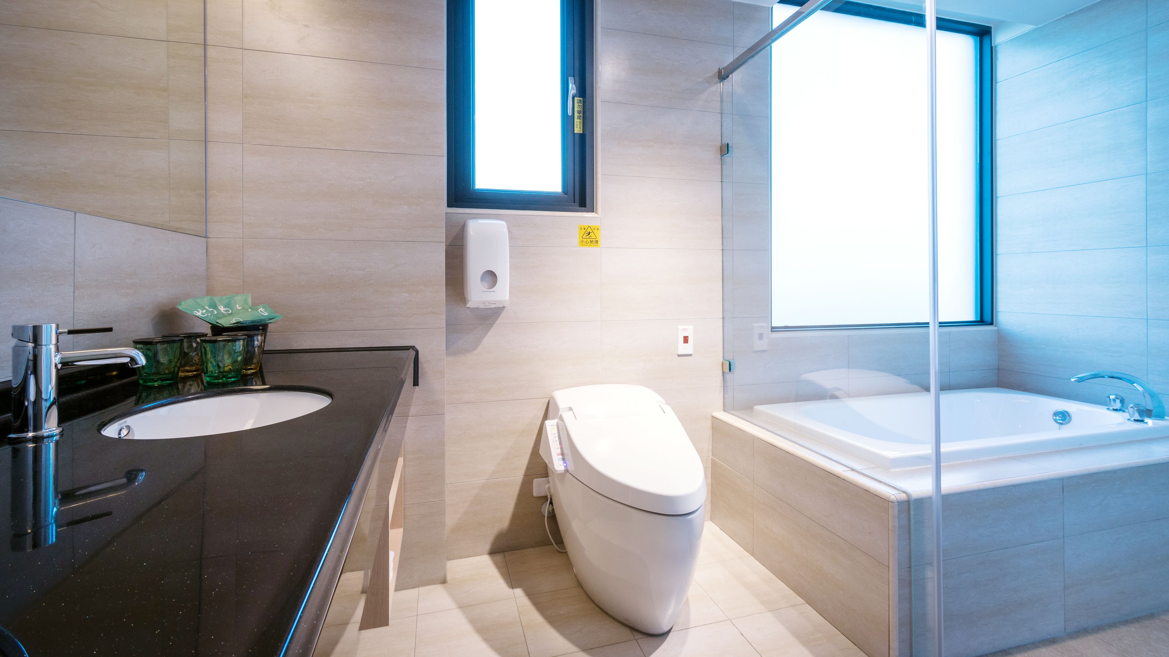 Executive Suite, 2 Double Beds | Bathroom | Shower, free toiletries, hair dryer, slippers