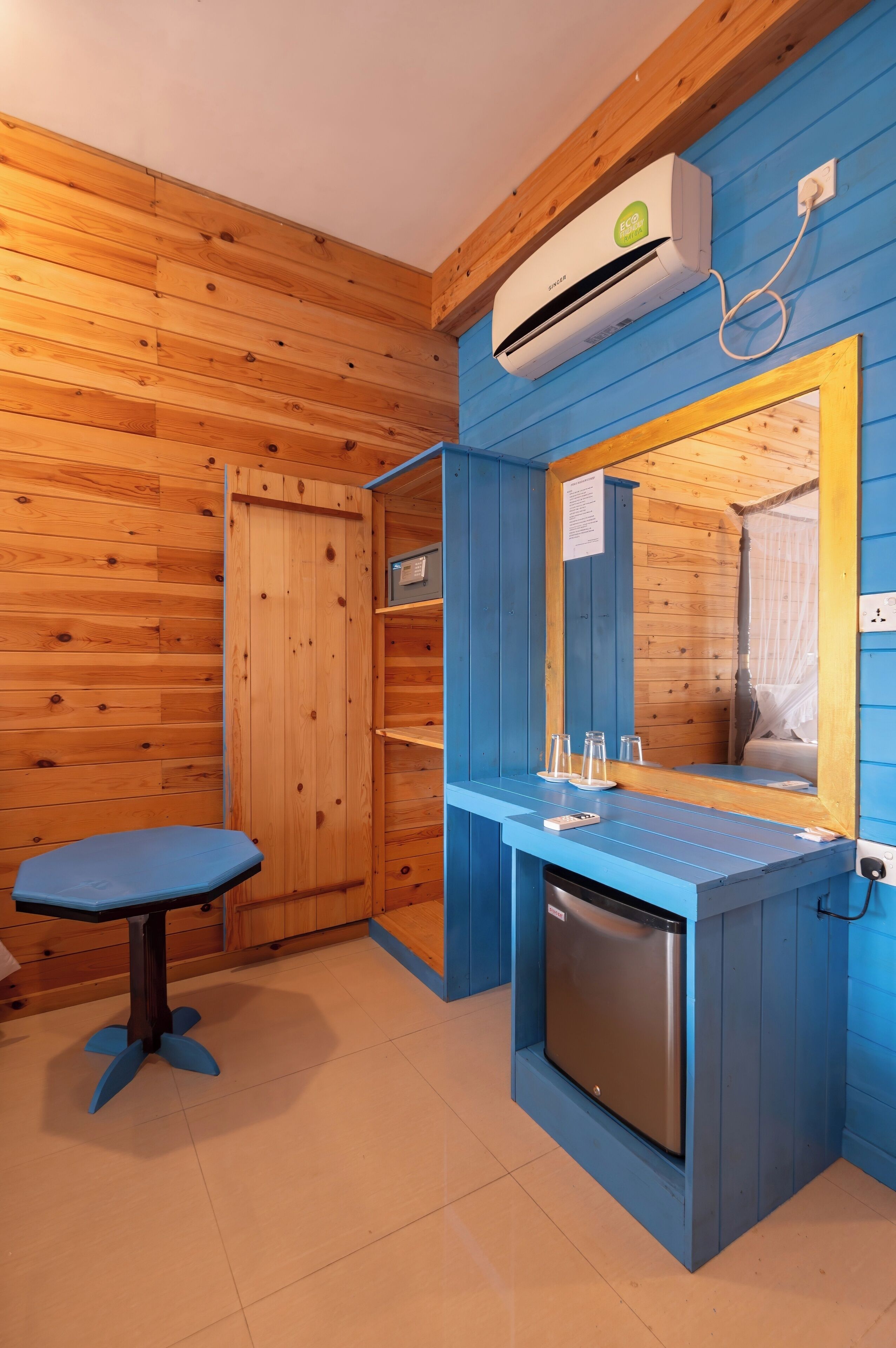 1 bedroom, egyptian cotton sheets, premium bedding, minibar