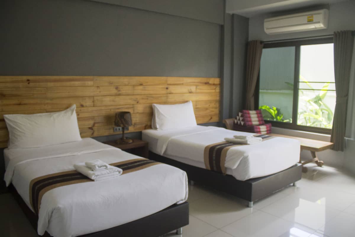 Deluxe Twin Room | Free WiFi