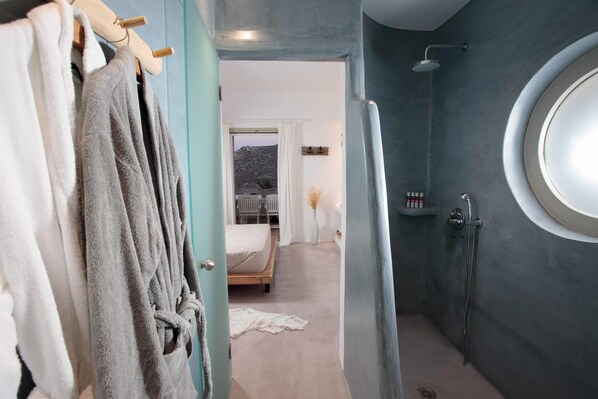 Suite (Panoramic View) | Premium bedding, in-room safe, individually decorated - Halcyon Suites and Villas Naxos (Naxos)