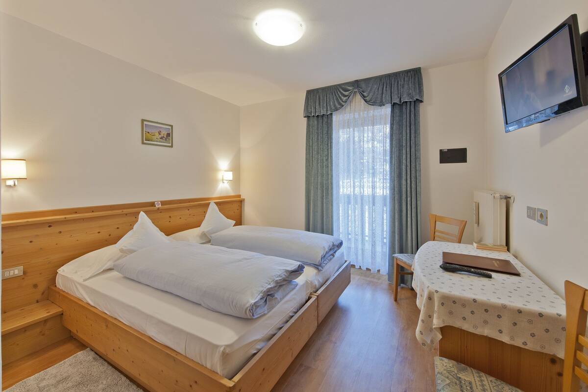 double or twin room | in-room safe, desk, soundproofing, free cots/infant beds