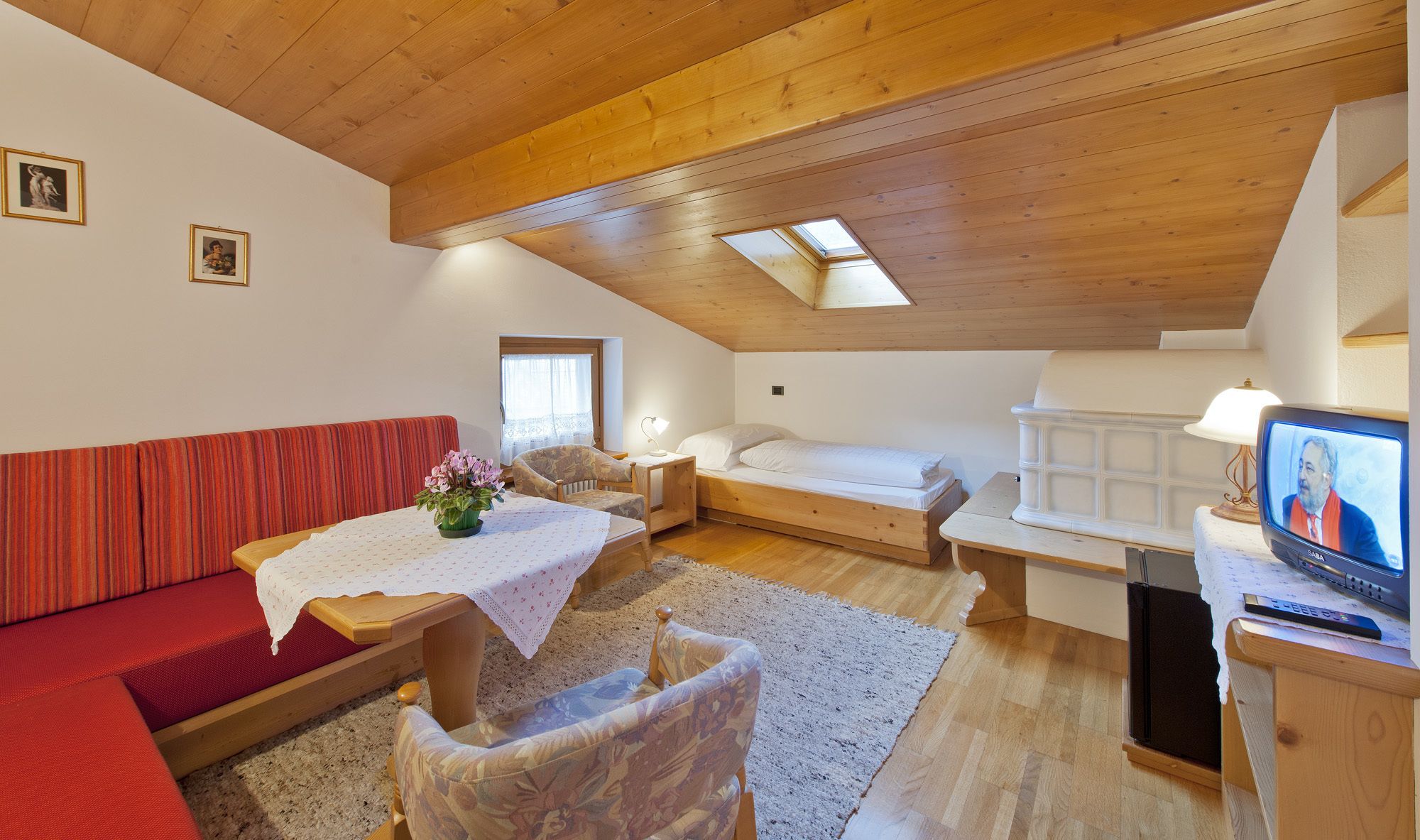 quadruple room | in-room safe, desk, soundproofing, free cots/infant beds